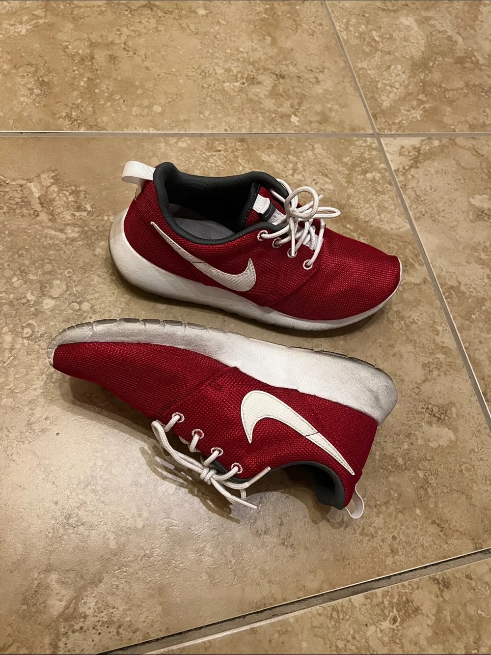 Nike Roshe One Shoes